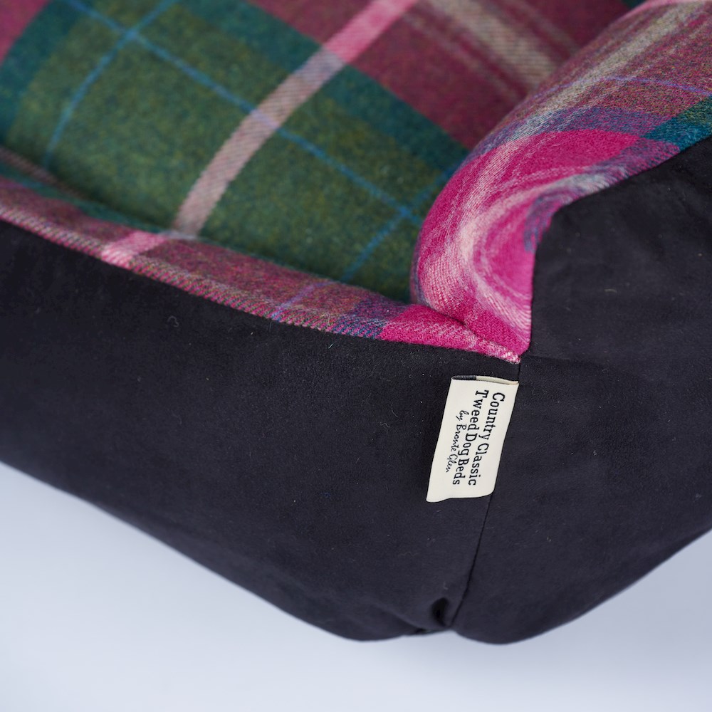 Country Classic Wool Tweed Cosy Dog Bed - Spey